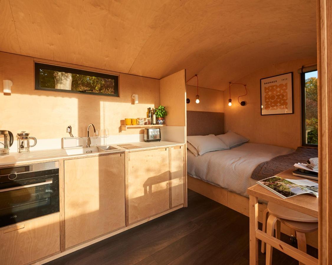 Hut64 Villa Alderbury Eksteriør billede