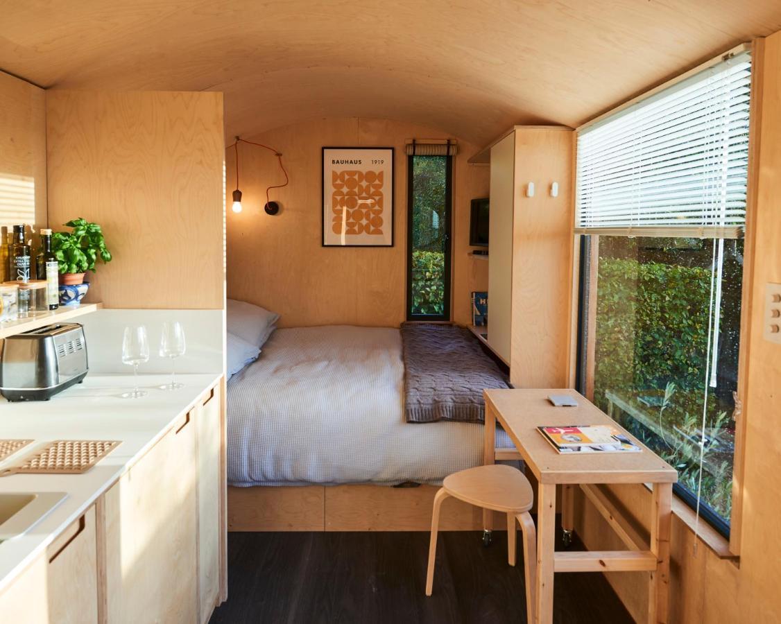 Hut64 Villa Alderbury Eksteriør billede