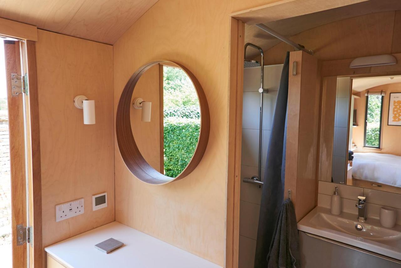 Hut64 Villa Alderbury Eksteriør billede